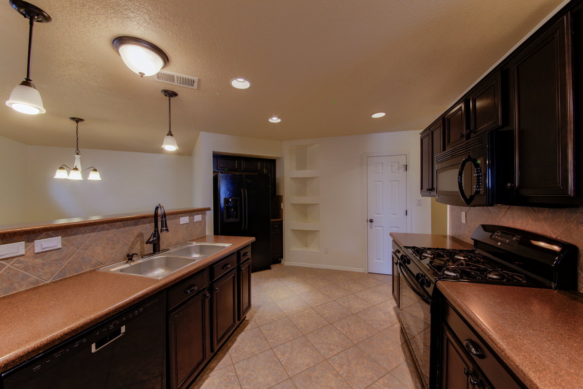 Tulipan – Northwest ABQ
